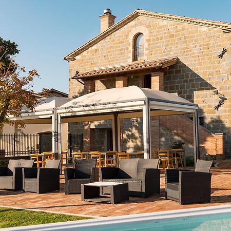Tenuta Borgo Santa Cecilia 구비오 외부 사진