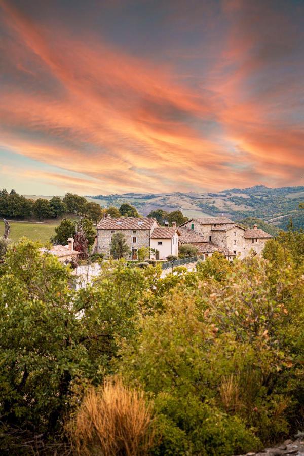 Tenuta Borgo Santa Cecilia 구비오 외부 사진