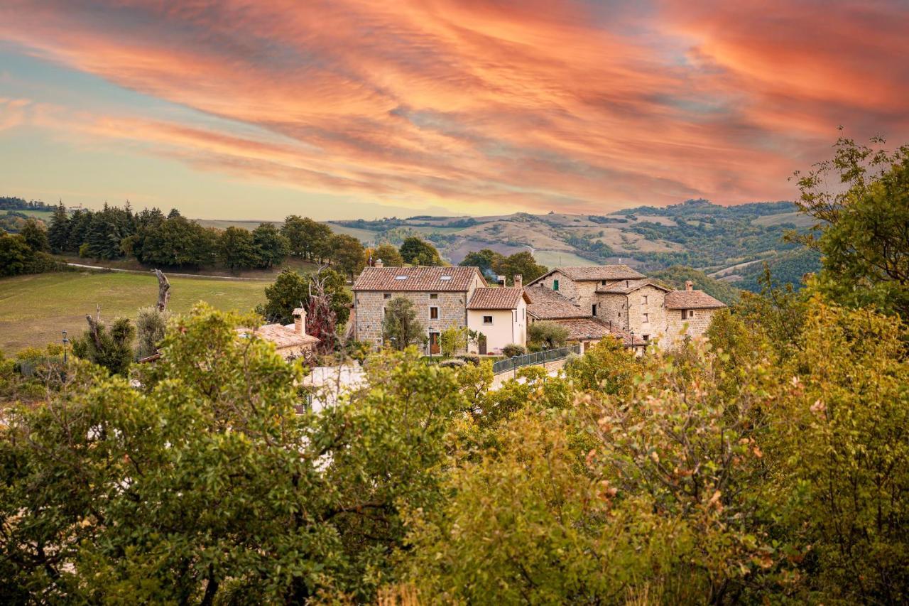 Tenuta Borgo Santa Cecilia 구비오 외부 사진