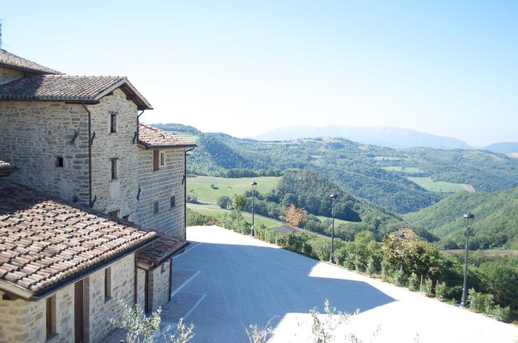 Tenuta Borgo Santa Cecilia 구비오 외부 사진