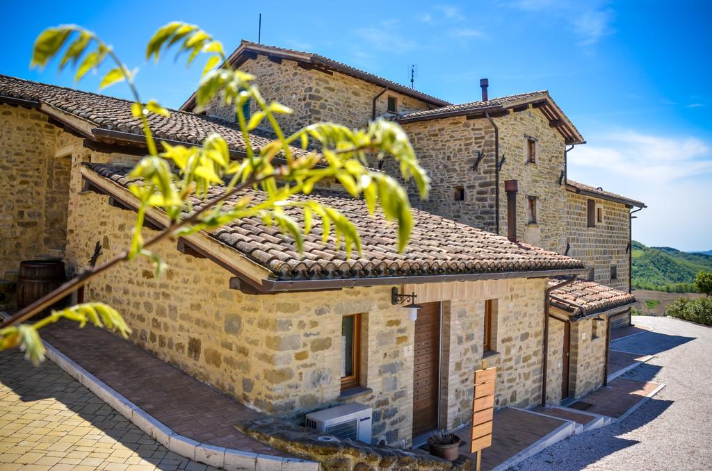 Tenuta Borgo Santa Cecilia 구비오 외부 사진